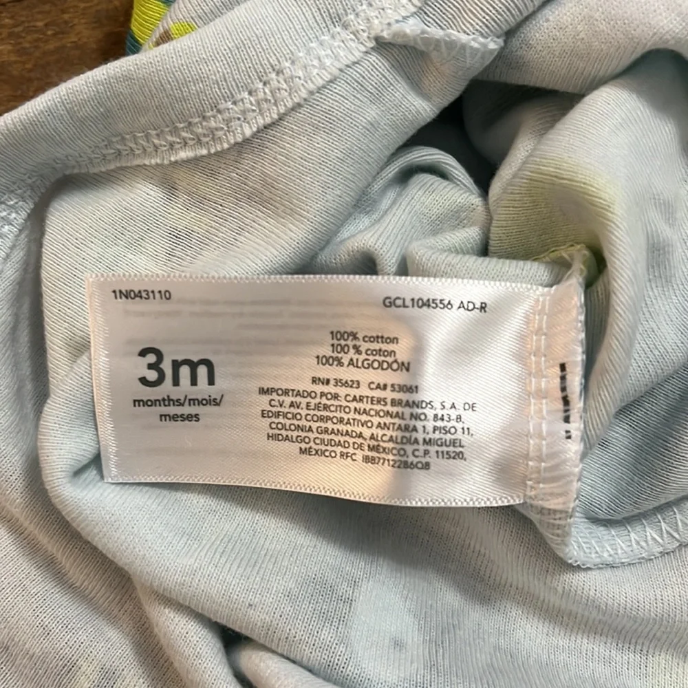 Carter’s Gecko Onesie‎